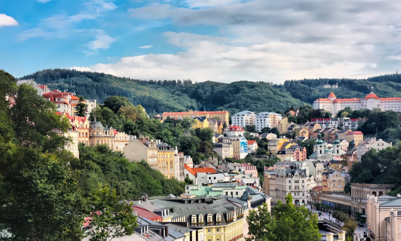 Karlovy Vary Full-Day Tour from Prague