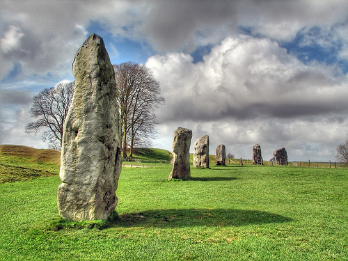 Stonehenge, Avebury, West Kennet Long Barrow & Silbury Hill, Guided Tour from London