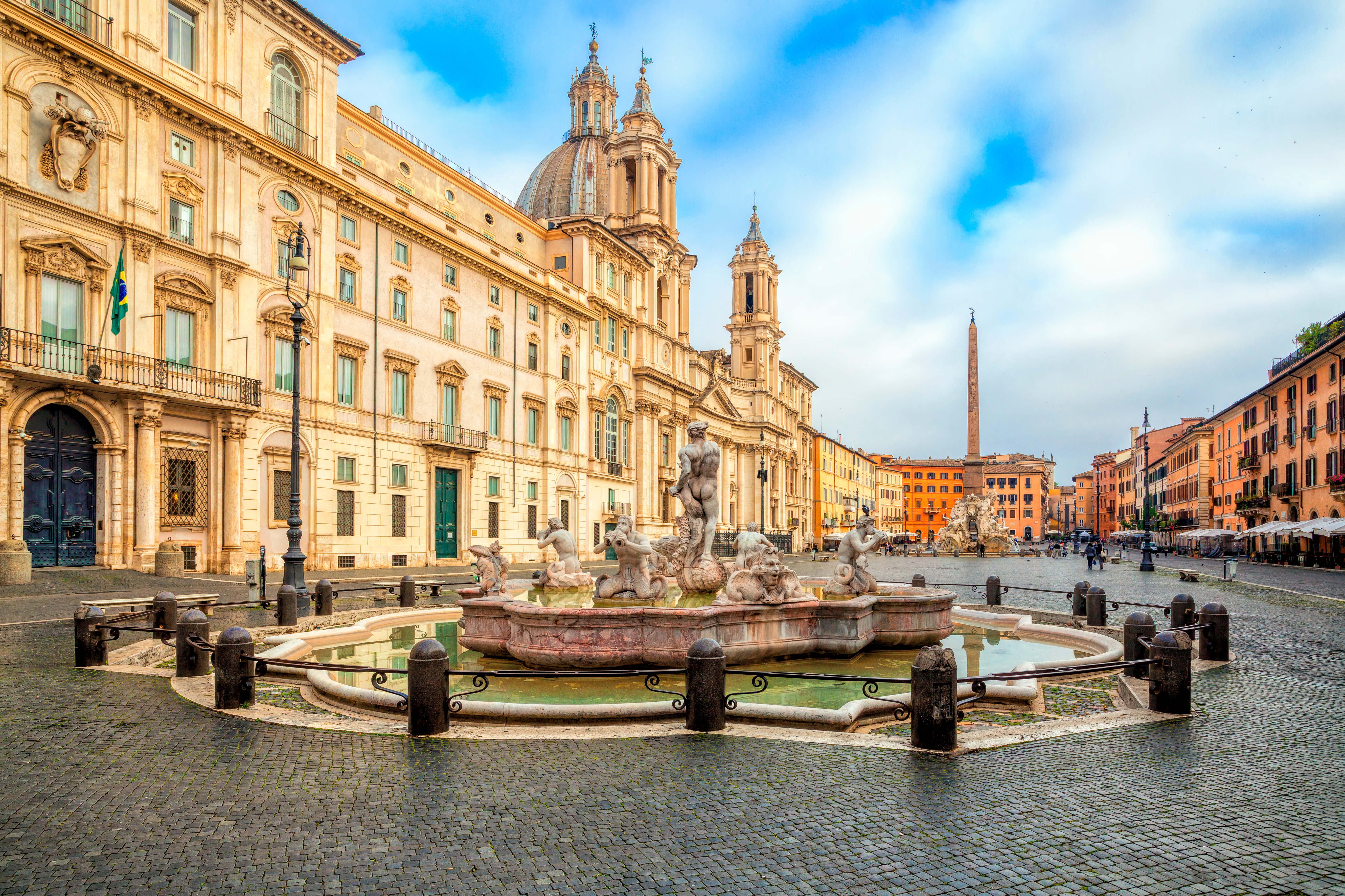 Rome Guided Walking Tour: Navona, Pantheon and Trevi Fountain