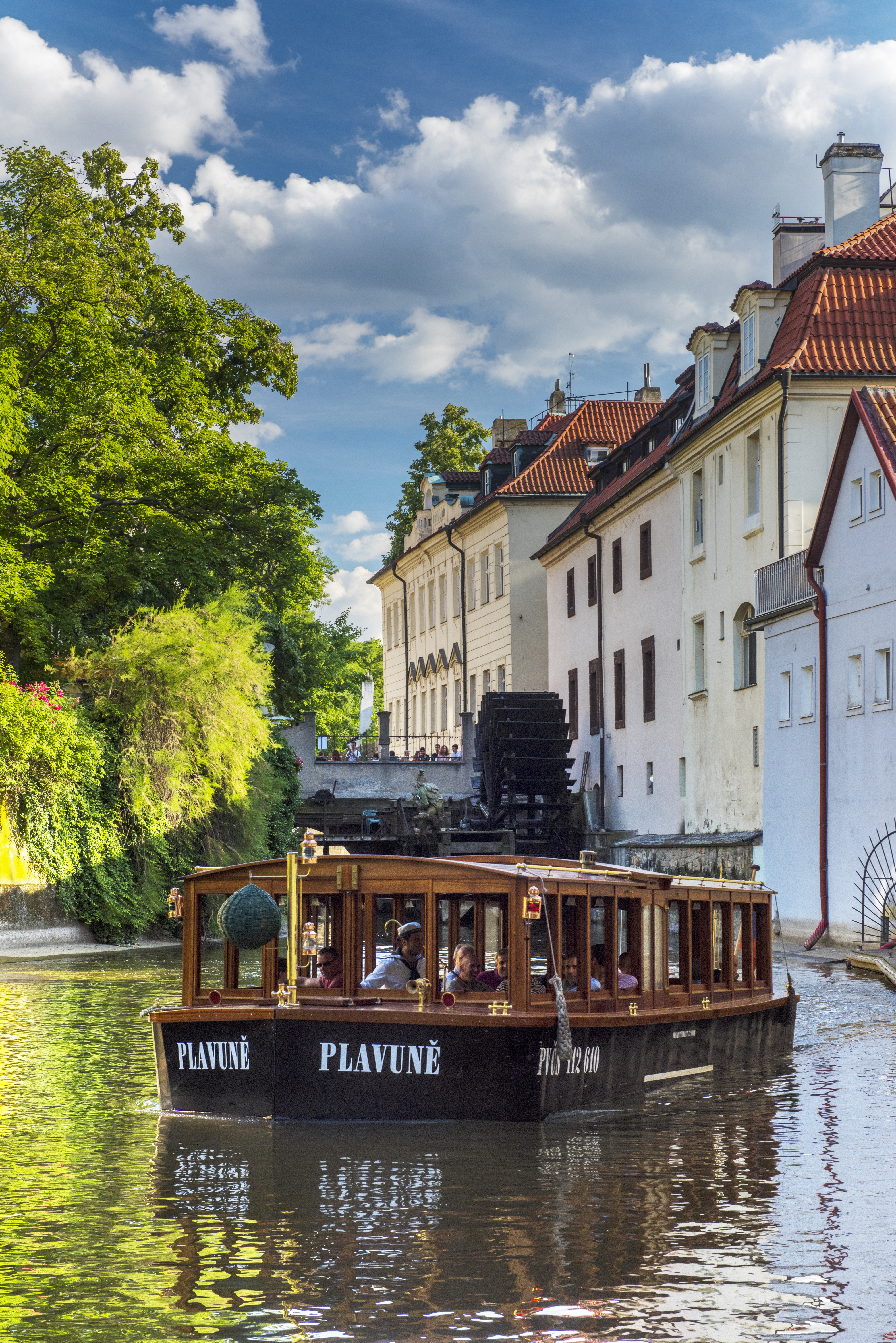 River Cruise to the Prague Zoo & Entrance Ticket