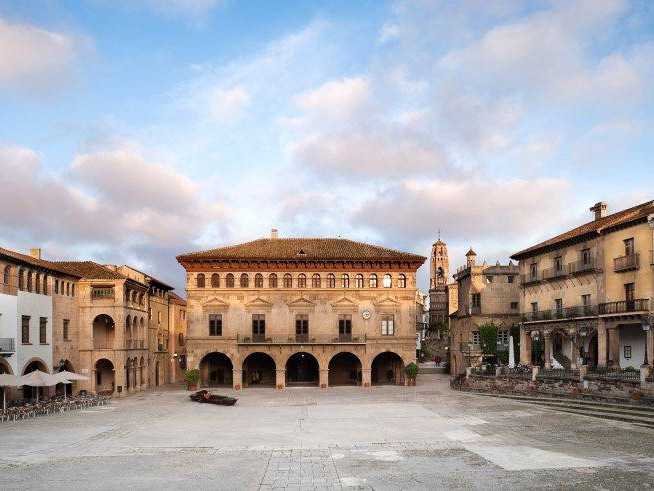 Poble Espanyol Admission Ticket: Skip-the-line