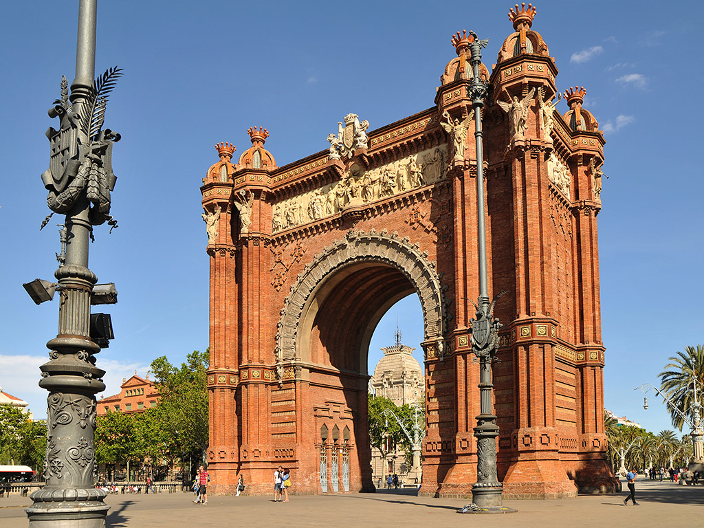 Barcelona Highlights Morning Tour & Montserrat Abbey