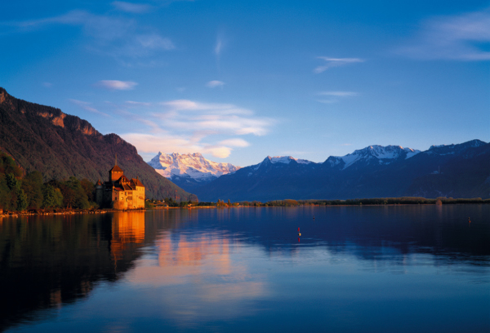 Vevey, Montreux və Chillon Günübirlik Səyahət: Chaplin's World, Gəmi Səyahəti, Chillon Qalası