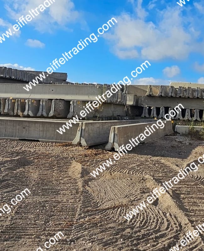 10,000LF of F-Shape Barrier Wall with J-Hook-1