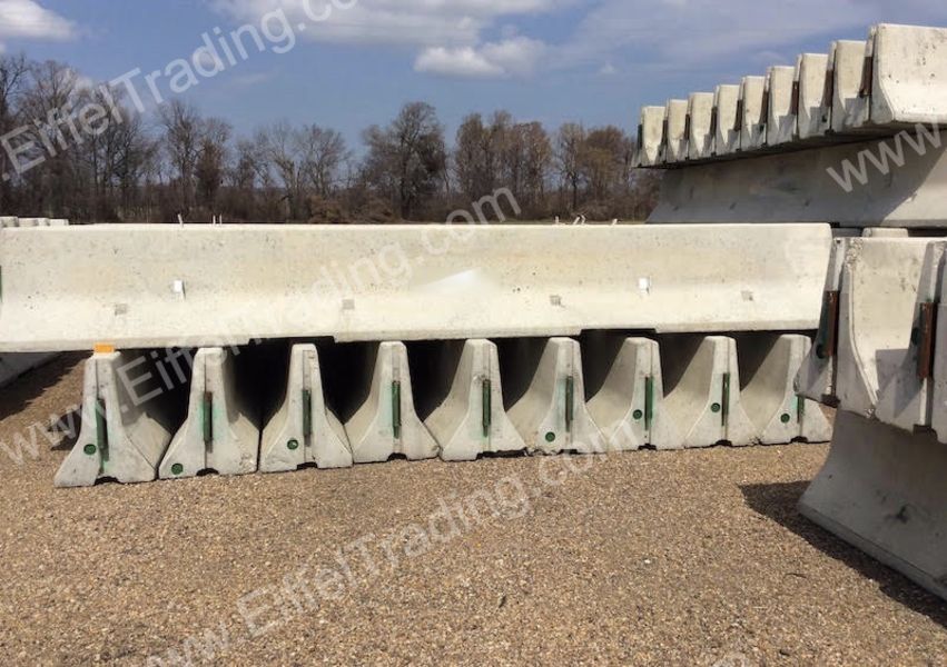 NEW 20' Jersey Barrier with JJ Hooks Eiffel Trading