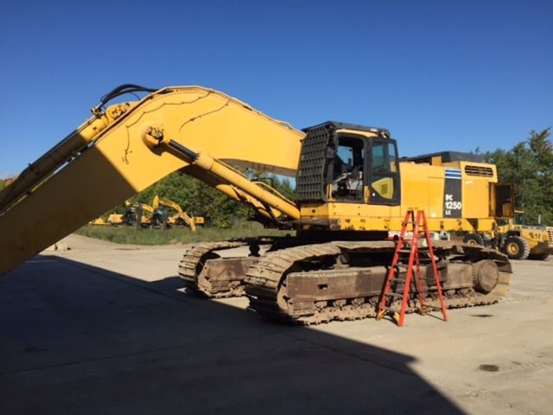 2007 Komatsu PC1250 LC8 Excavator Eiffel Trading