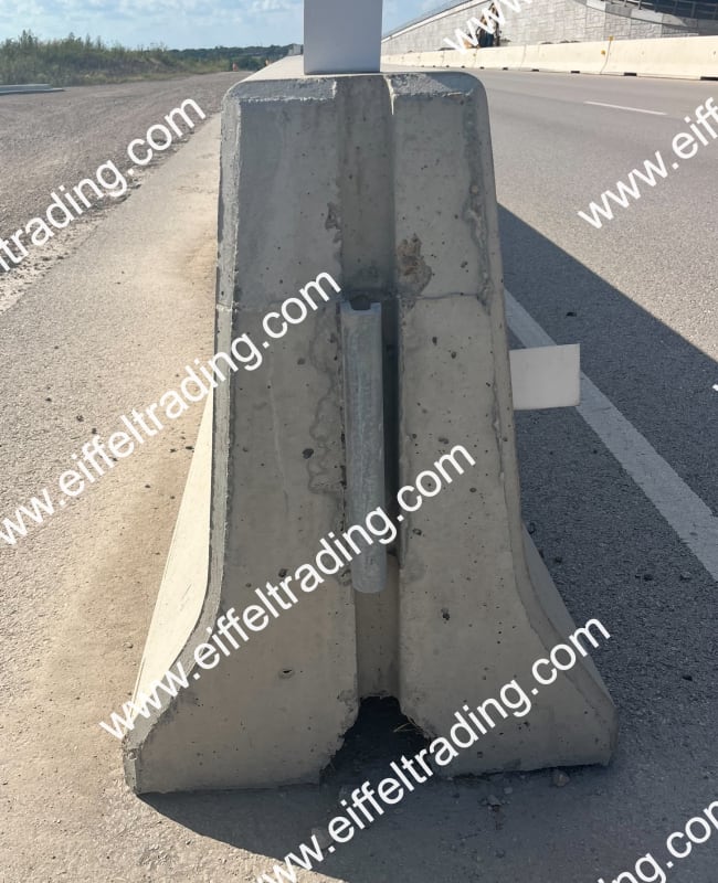 12,720LF of Used F-Shape JJ-Hook Barrier Wall-1