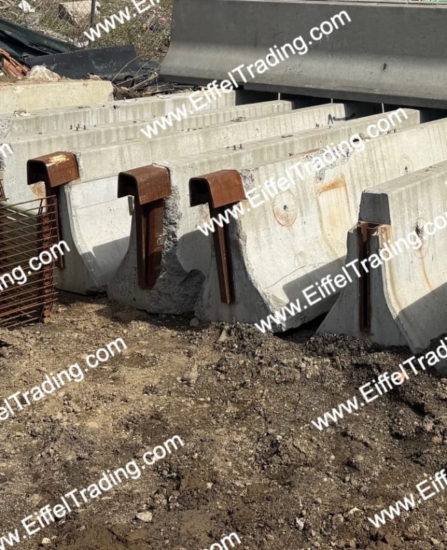 9,600LF of 20' NYSDOT JJ-Hook Barrier Wall-1