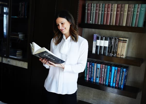 Founder, Dr Sheri Jacobson at her home in London