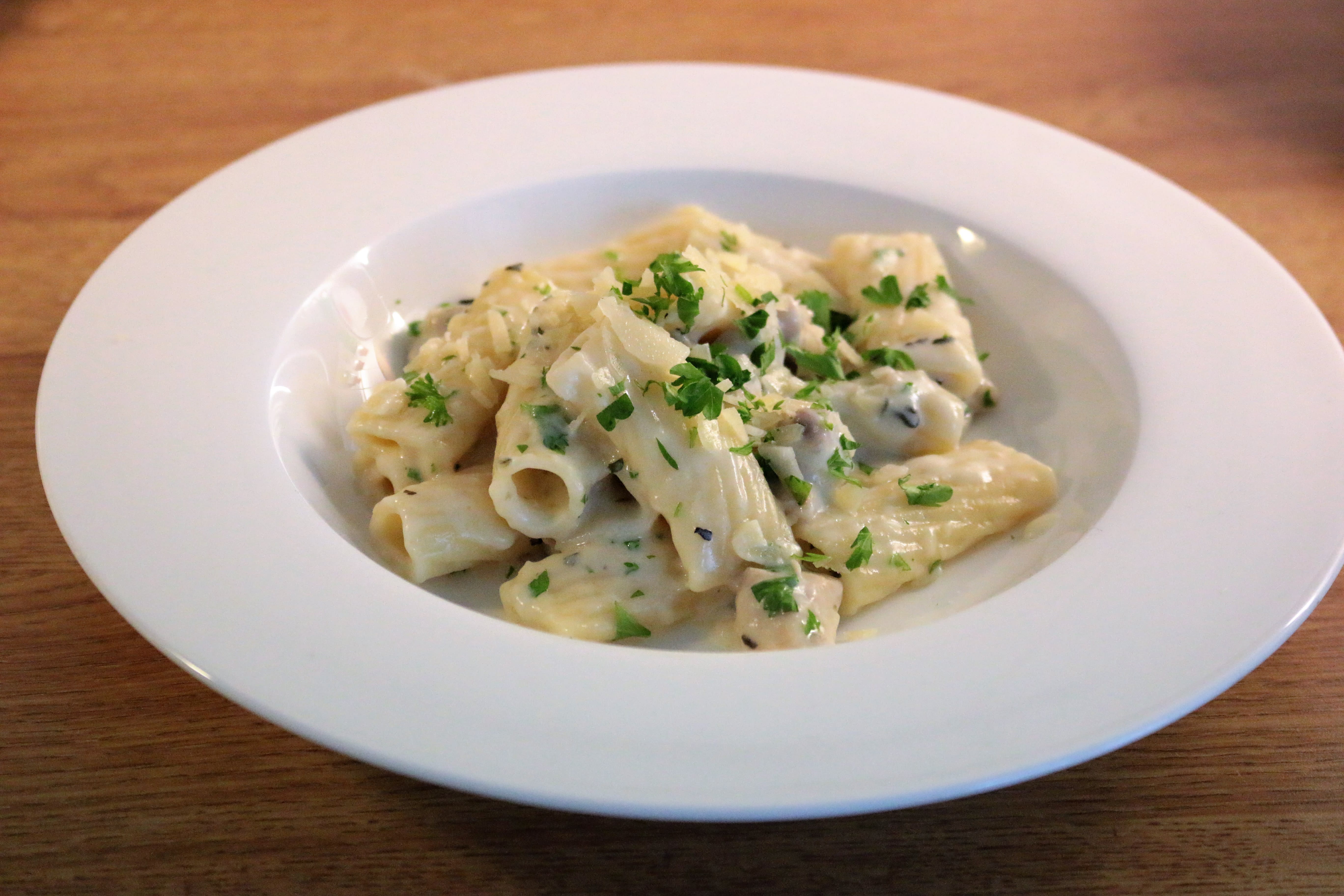 Pasta Alfredo med kyckling - Cooking with Malin - Sveriges största provkök  