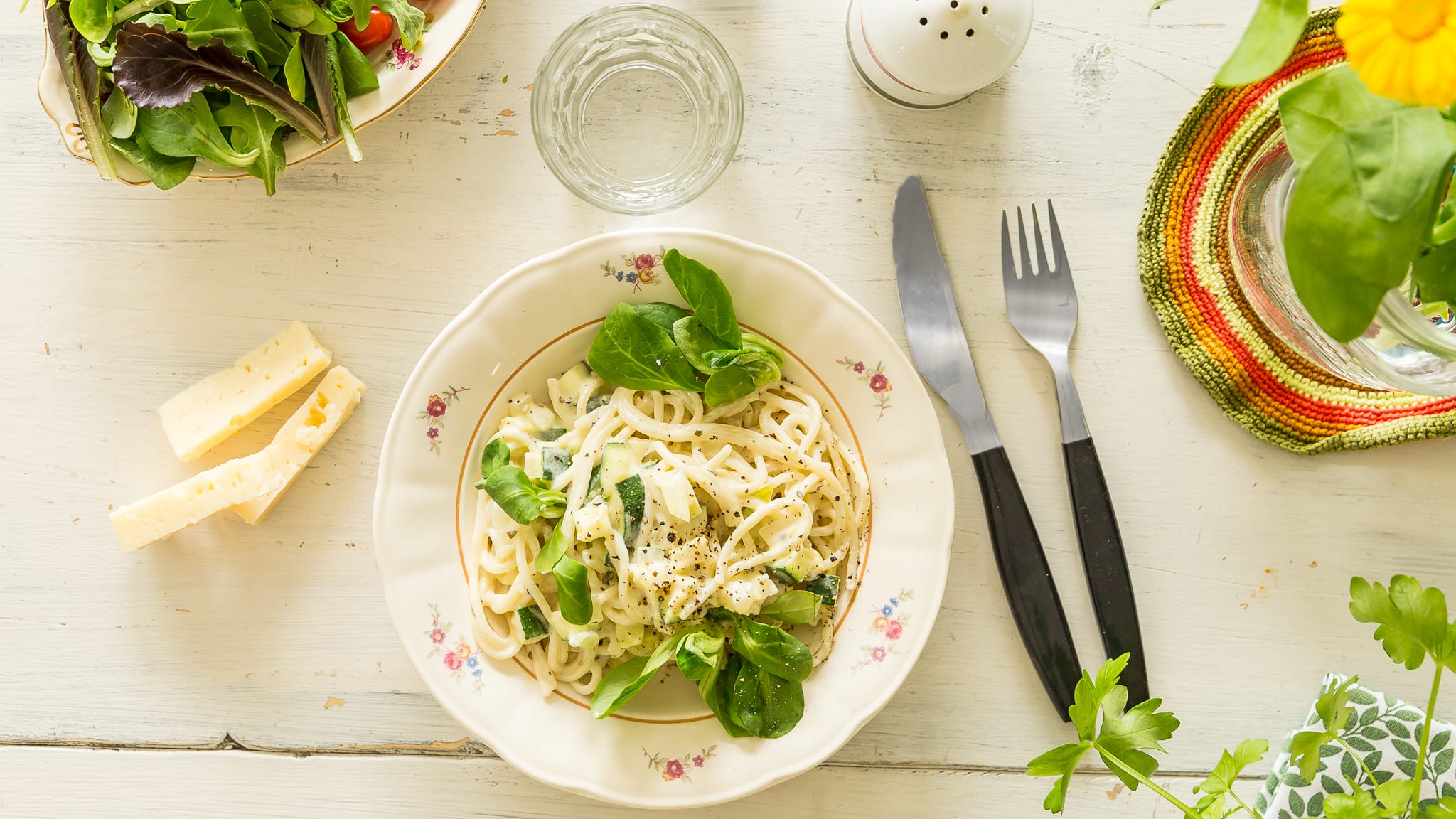 Krämig pasta med squash, vitlök & franska örter - Kokaihop - Sveriges  största provkök 