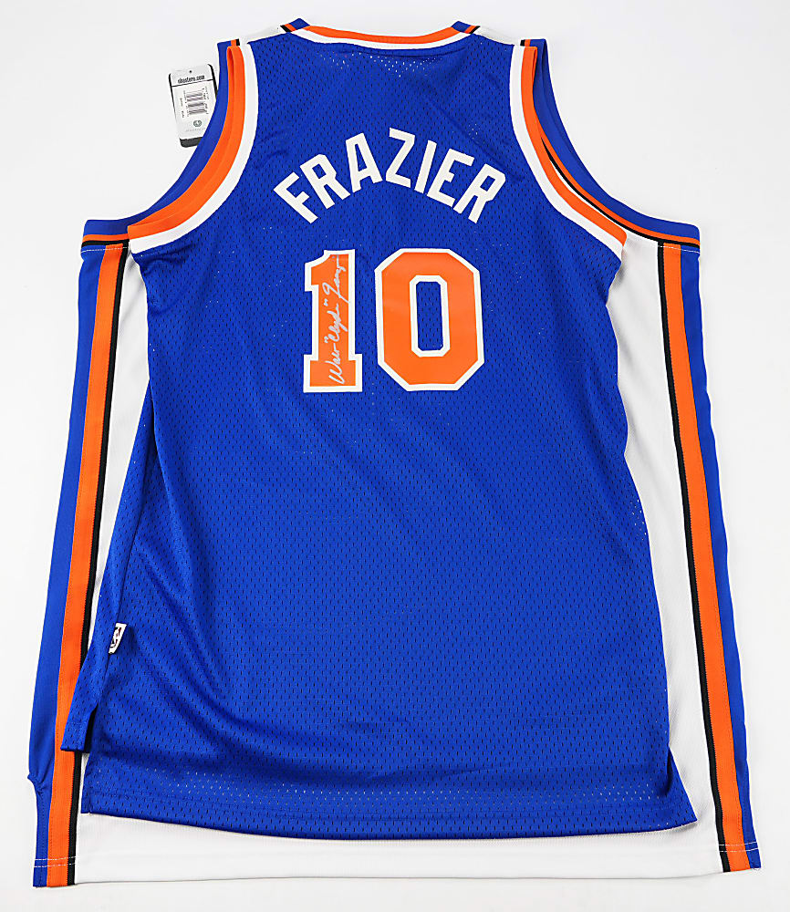 New York Knicks Signed Collection (12) with Carmelo Anthony - All With Knicks Team Authentication