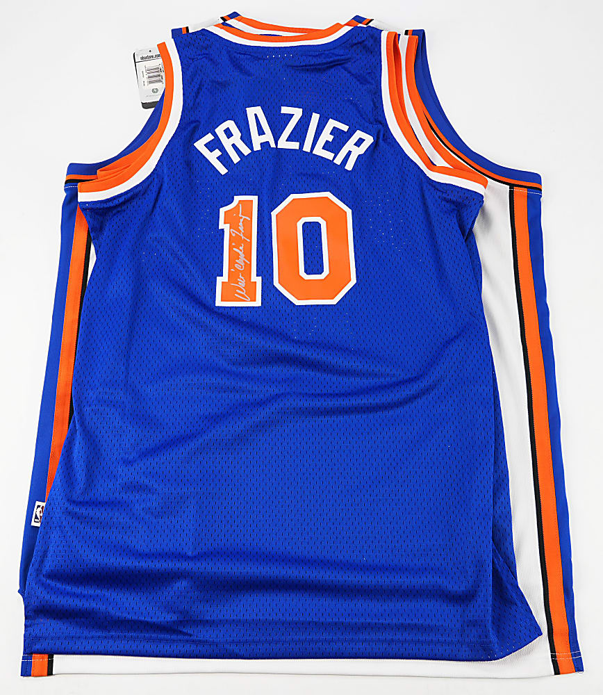 New York Knicks Signed Collection (12) with Carmelo Anthony - All With Knicks Team Authentication
