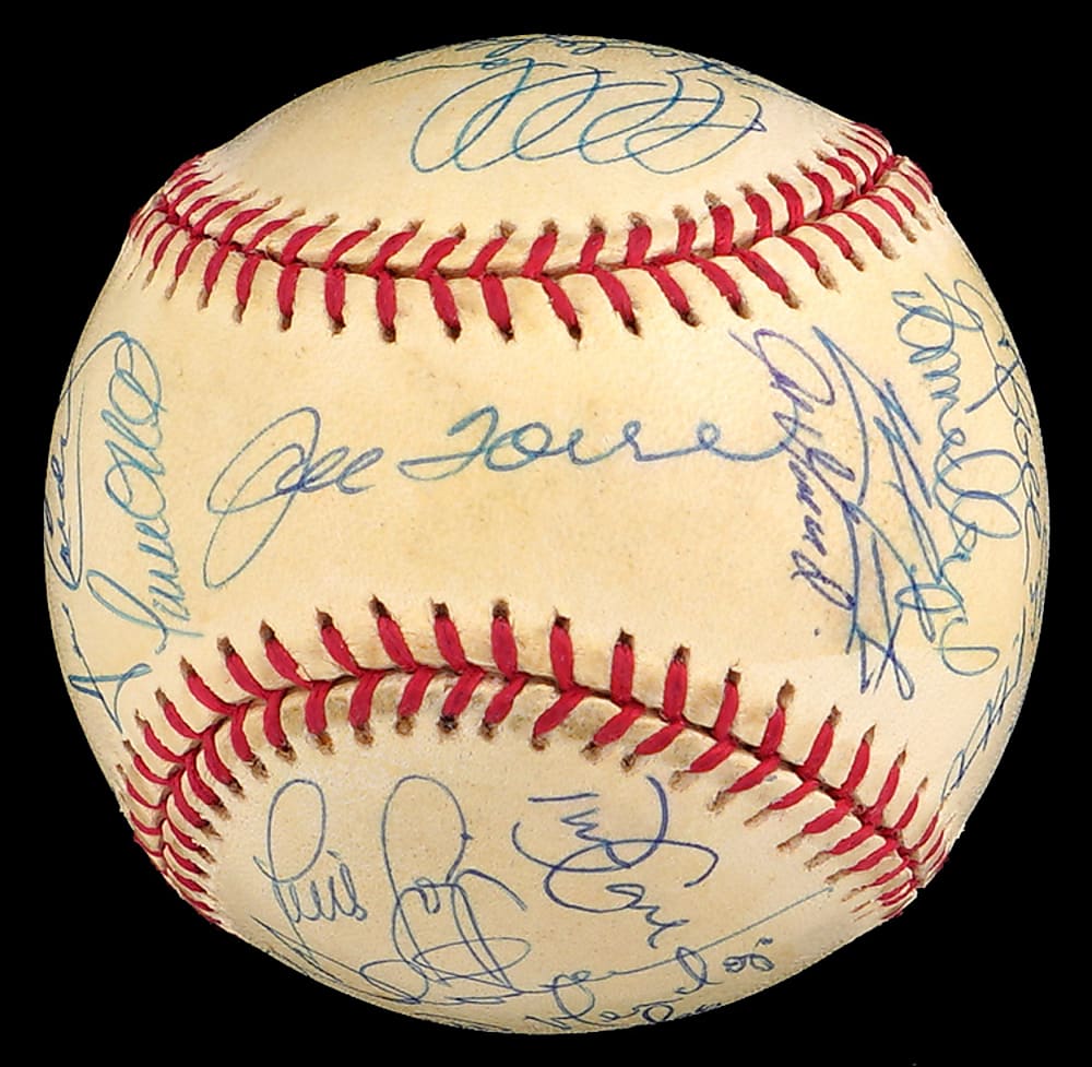 1998 World Champions New York Yankees Team-Signed OAL/Budig Baseball with (30) Signatures Including Jeter, Rivera, Pettitte, Posada Plus Full PSA LOA
