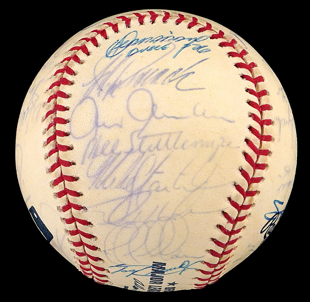 2000 World Champions New York Yankees Team-Signed Baseball with (32) Signatures Including Jeter, Rivera, Posada, Pettitte Plus Full PSA LOA