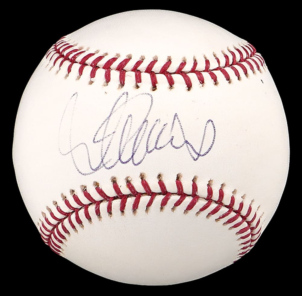 Ichiro Suzuki Single-Signed OML/Selig Baseball - PSA/DNA MINT 9.5