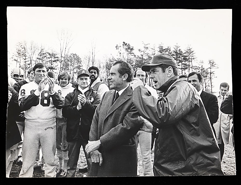 1971 White House Credited Richard Nixon Visits Washington Redskins 12x9 Photograph with George Allen and Billy Kilmer