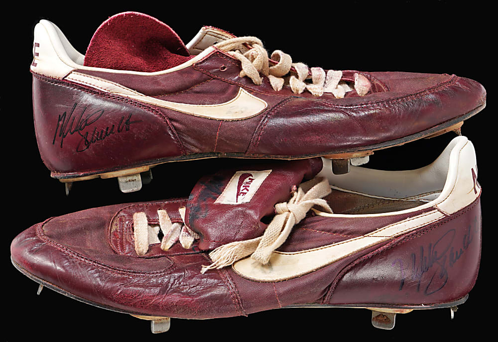 1980s Mike Schmidt Philadelphia Phillies Signed Game-Used Cleats - Full JSA