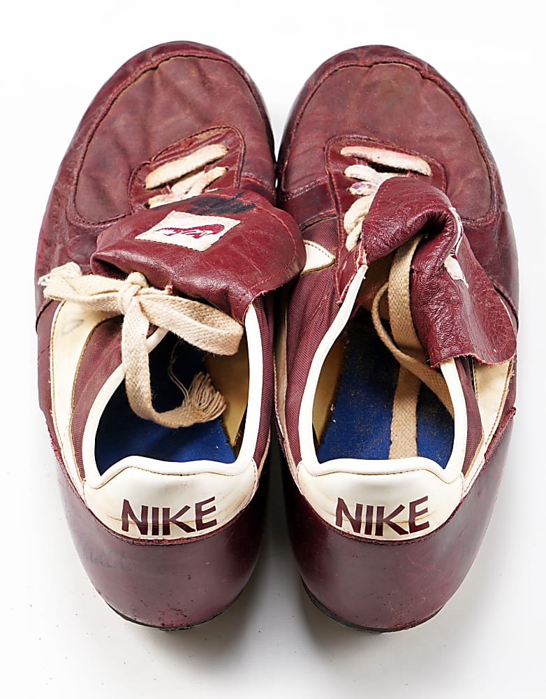 1980s Mike Schmidt Philadelphia Phillies Signed Game-Used Cleats - Full JSA