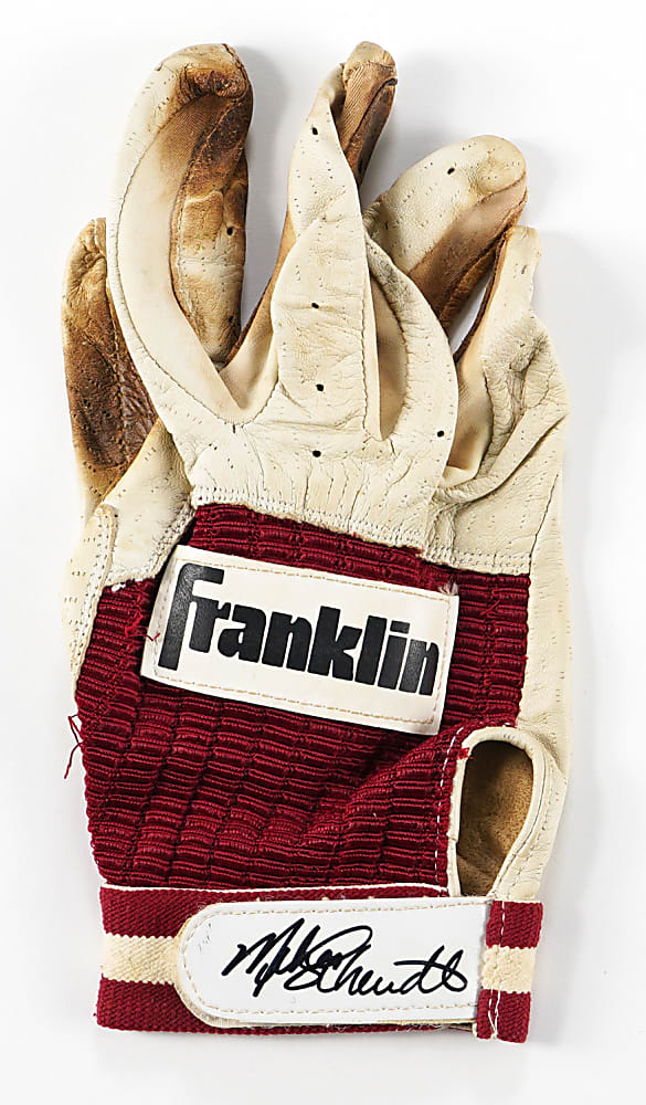 1980s Mike Schmidt Philadelphia Phillies Signed Game-Used Batting Glove - Full JSA