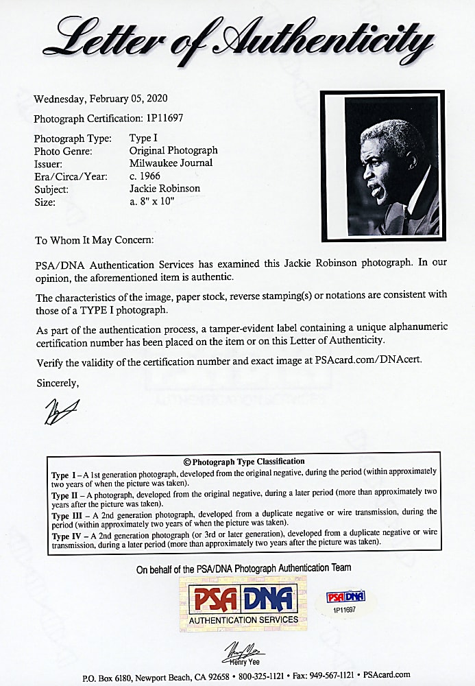 1966 Jackie Robinson Original News Service Photograph PSA/DNA Type I