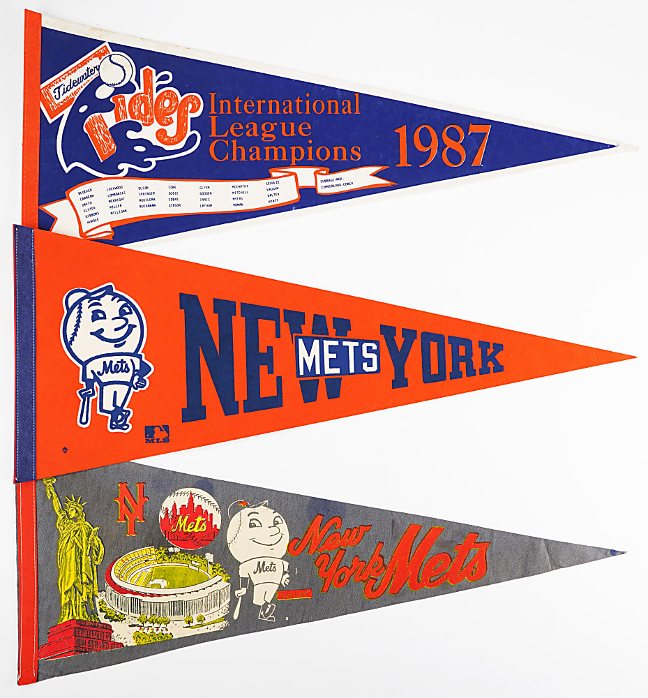 1960s-1980s New York Mets Pennant Group (5)