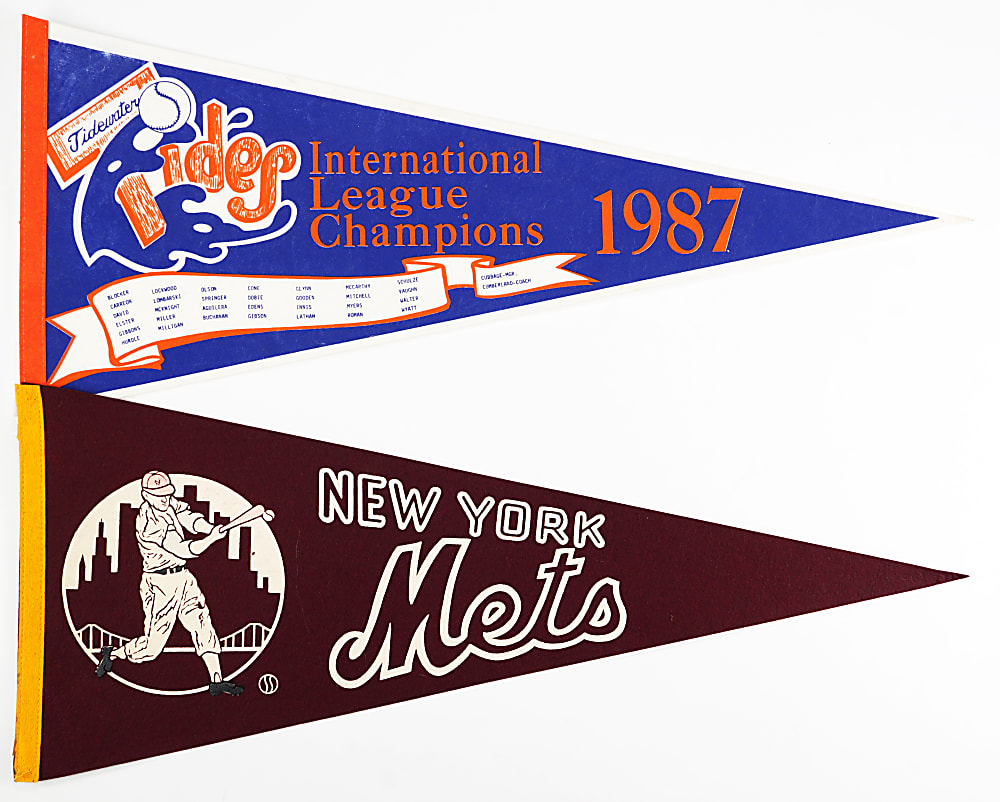 1960s-1980s New York Mets Pennant Group (5)