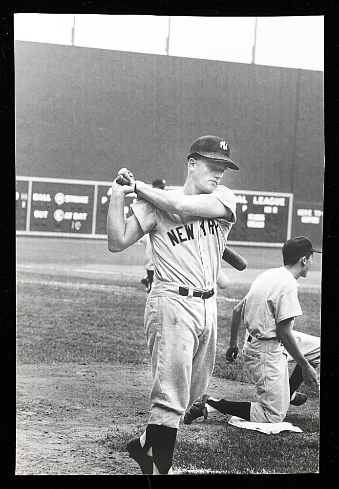 1960 Roger Maris Pre-Game Original Ted Polumbaum LIFE Magazine Type I 8 3/4 x 13 Photograph - PSA/DNA LOA