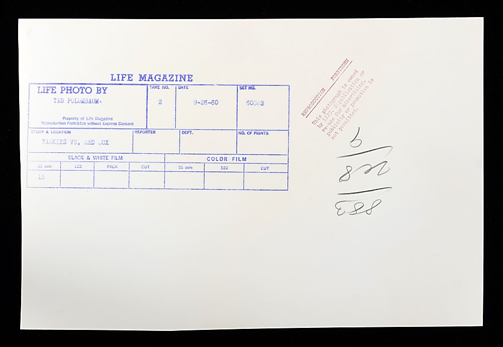 1960 Roger Maris Pre-Game Original Ted Polumbaum LIFE Magazine Type I 8 3/4 x 13 Photograph - PSA/DNA LOA