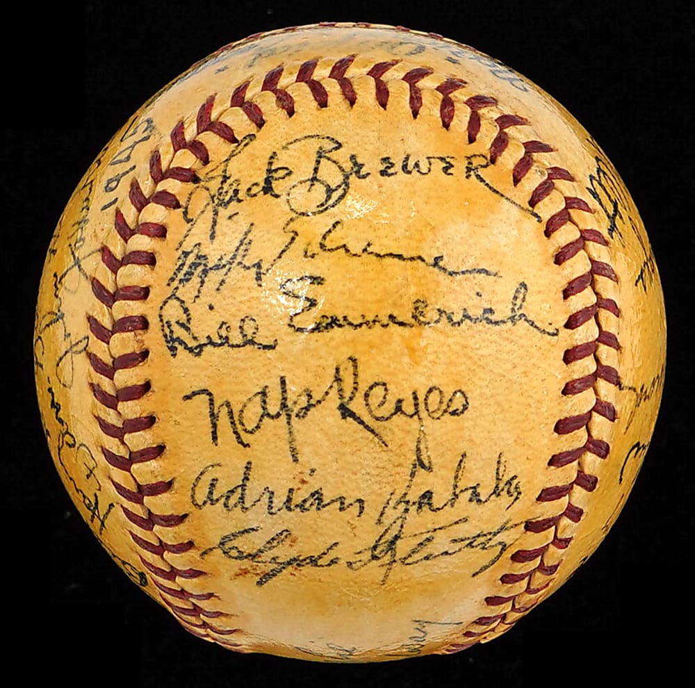 1945 New York Giants Team-Signed Baseball with Ott, Lombardi & Luque - Full JSA LOA