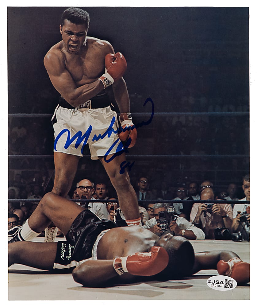 Muhammad Ali Signed & Dated Iconic Photo with Full JSA LOA