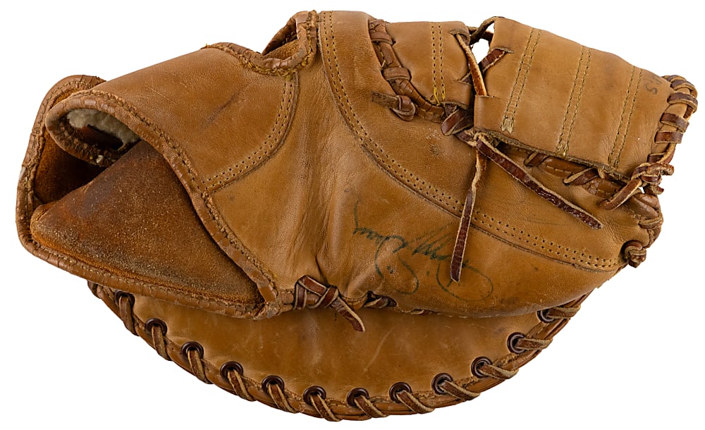 1960s Dizzy Dean Signed Rawlings RJ120 Model Baseball Glove with Full JSA LOA