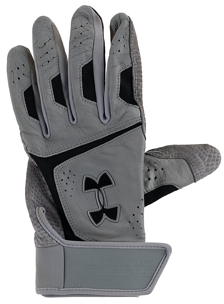 2019 Fernando Tatis Signed & Game-Used Batting Glove