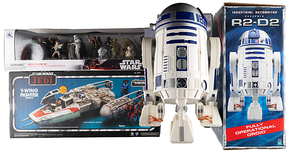 1977-2020 Star Wars Action Figure, Vehicle and Play Set Collection (45)