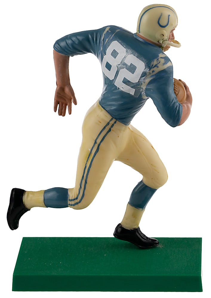 1960s Hartland Baltimore Colts Running Back Statue Stylized as Raymond Berry