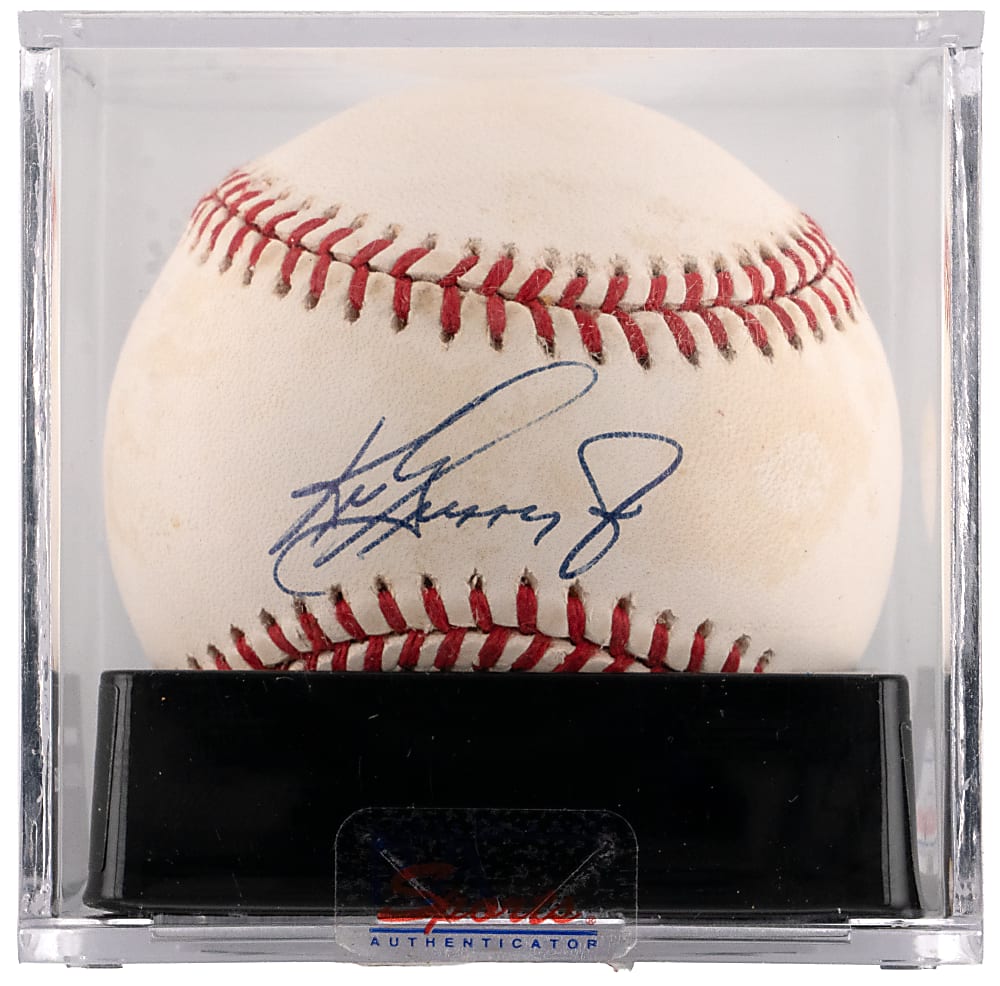 Ken Griffey Jr. Single-Signed Baseball - PSA/DNA Overall 9