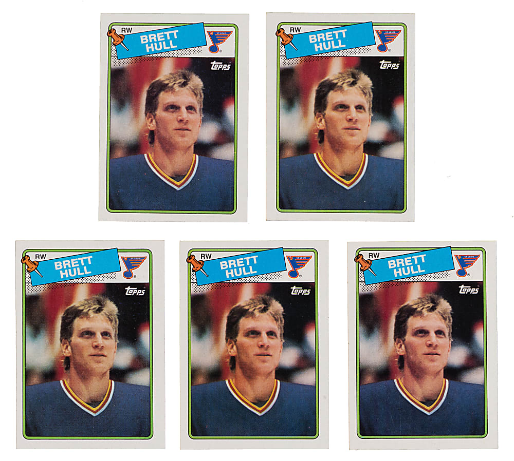 1965-1989 Bobby & Brett Hull Collection (26) with (3) Graded
