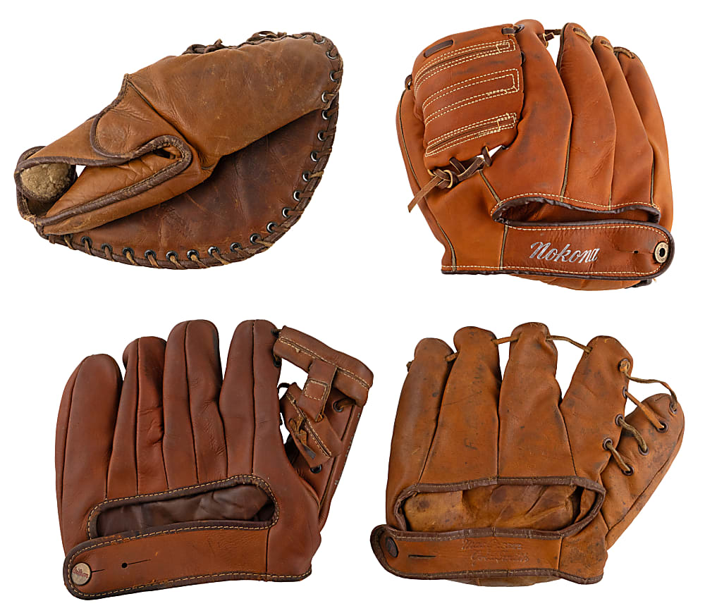 1940s-1950s Store Model Gloves (4) with Spook Jacobs in Original Photo Box