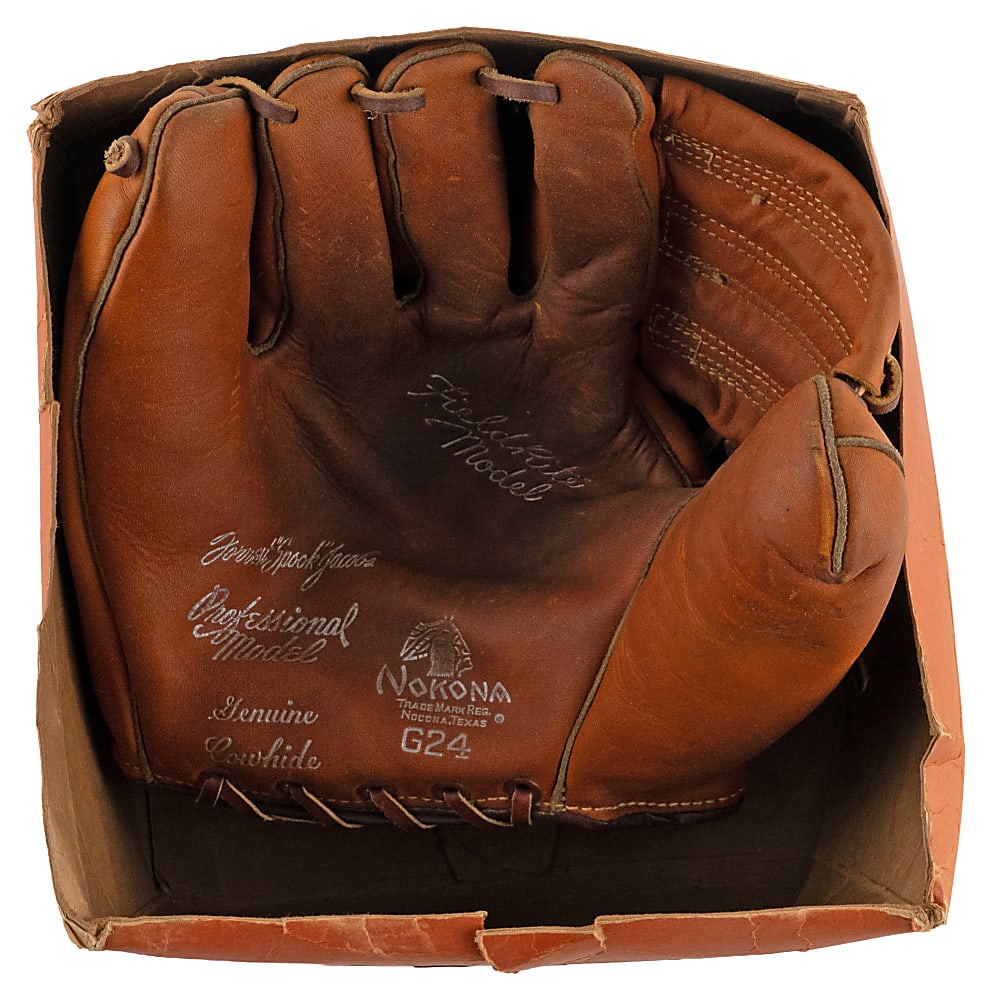 1940s-1950s Store Model Gloves (4) with Spook Jacobs in Original Photo Box