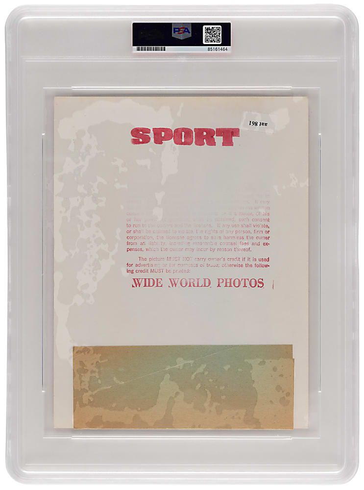 Circa 1964 Elgin Baylor Type I Photograph - PSA Authentic