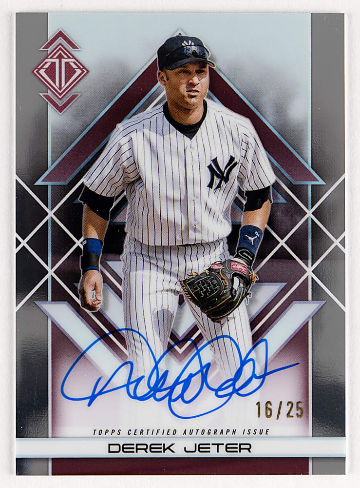 2025 Topps Transcendent Derek Jeter Icons Chrome Autograph Variation #/25