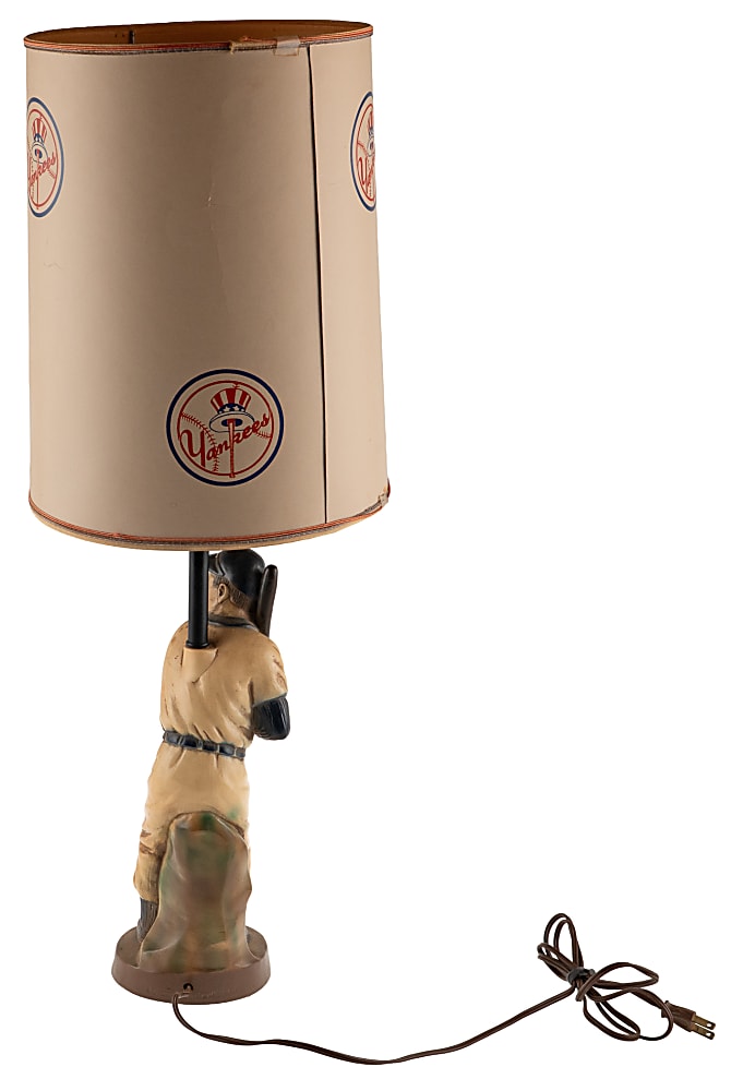 1963 Quartite Creative Corp. New York Yankees Chalkware Batter Statue Lamp with Lampshade