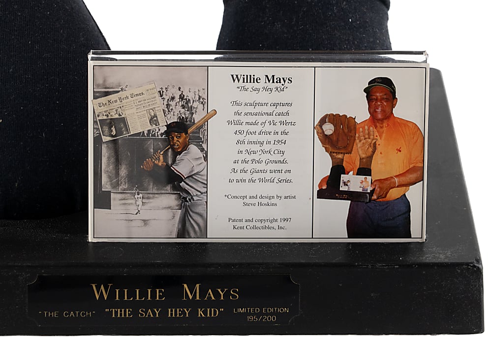 1997 Kent Collectibles Willie Mays 1954 World Series "The Catch" Limited-Edition Hands Sculpture