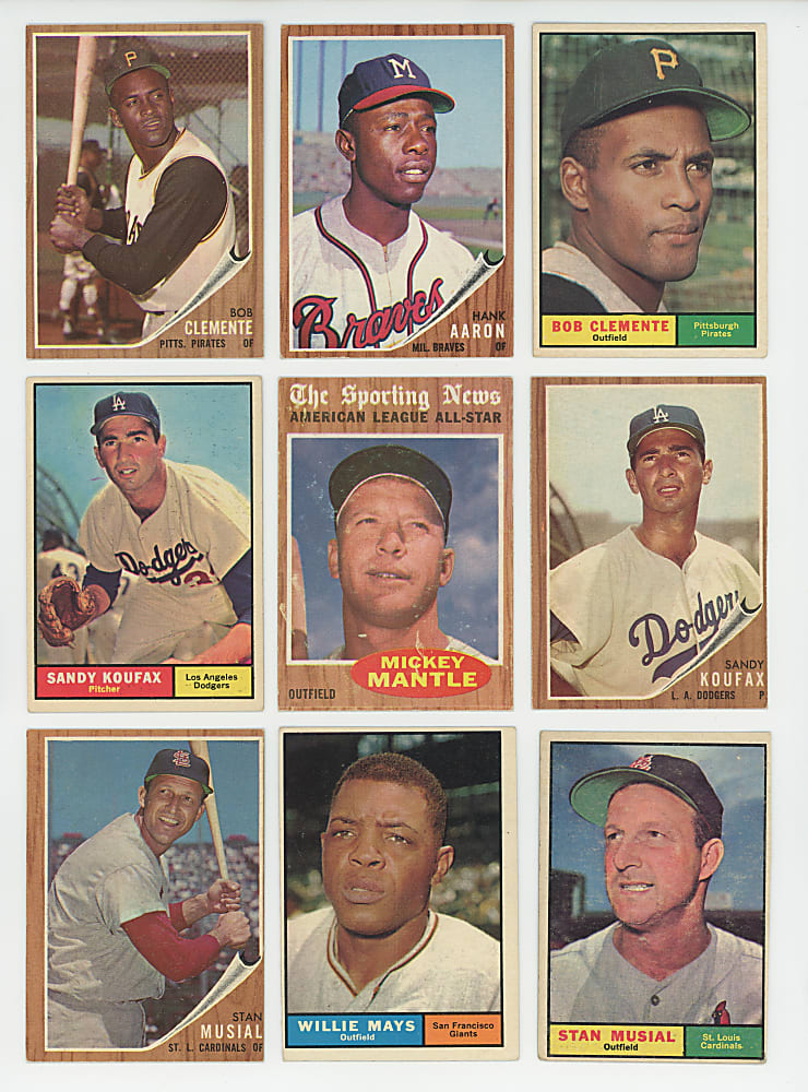 1961 & 1962 Topps Hall of Fame & Star Collection (24) with (2) Clemente, (2) Koufax, Aaron, Mantle & Mays