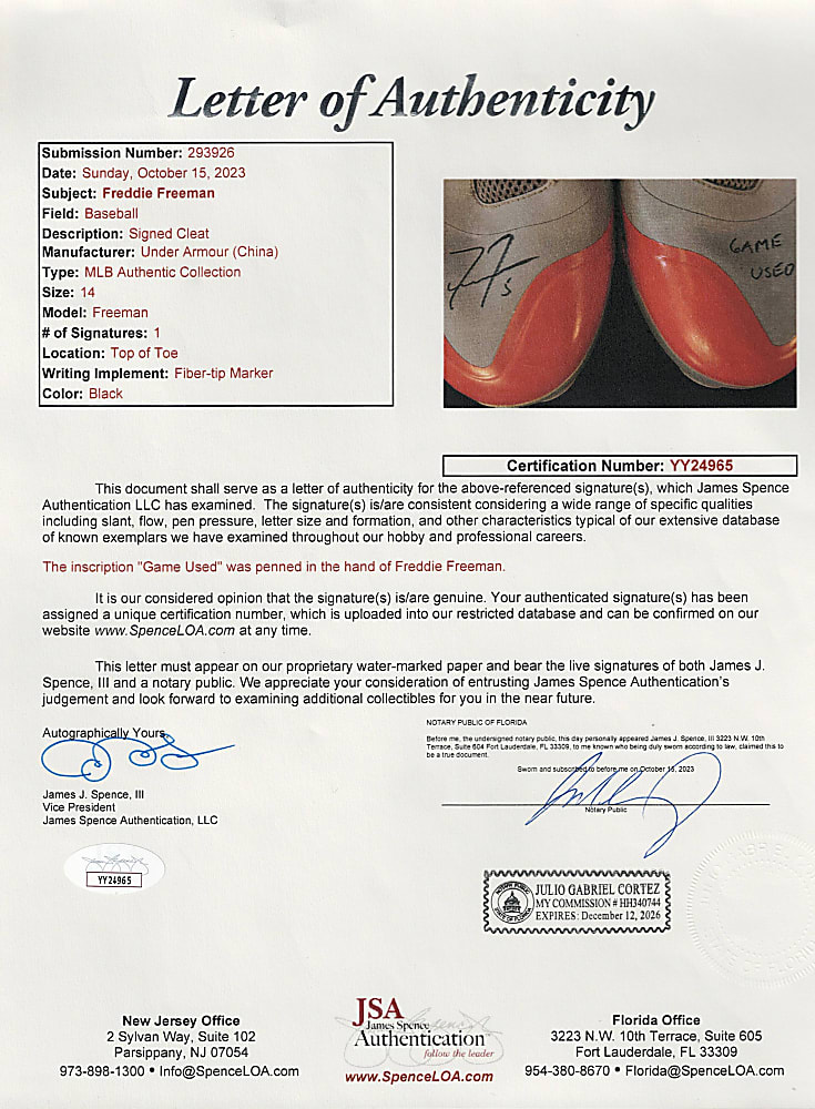 Freddie Freeman Signed Game-Used Cleats with Full JSA LOA