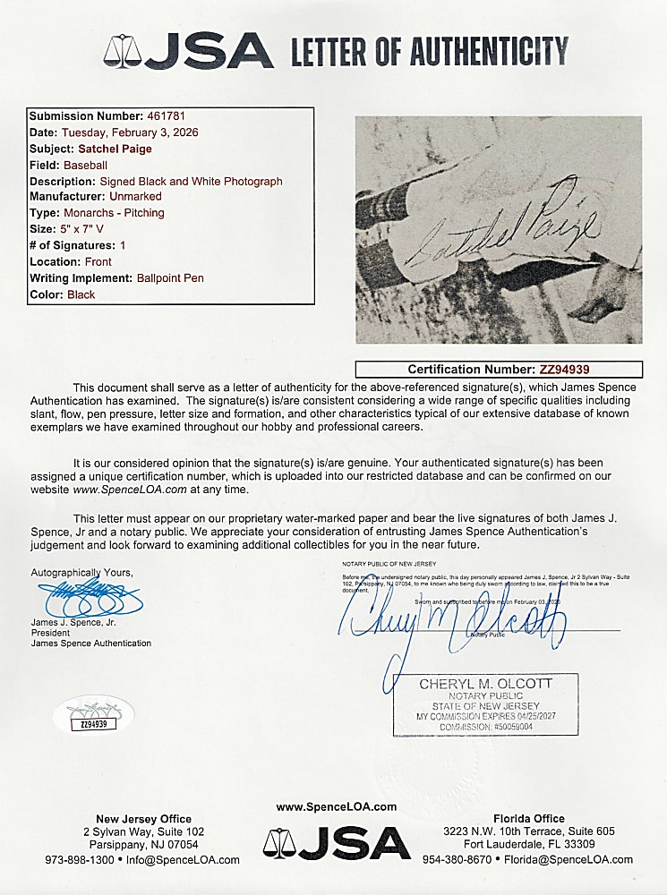 Satchel Paige Signed 5x7 Negro League Photograph - Full JSA LOA