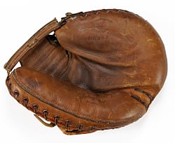 Circa 1930s Bill Dickey Draper-Maynard Autograph Store-Model Catcher's Glove