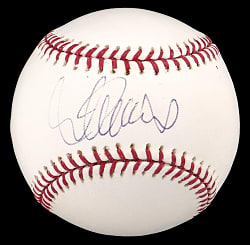 Ichiro Suzuki Single-Signed OML/Selig Baseball - PSA/DNA MINT 9.5