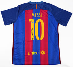 2016 Lionel Messi Signed Barcelona Jersey with Fanatics COA