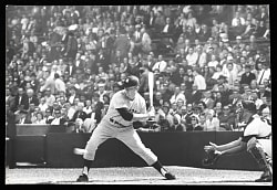 1960 Mickey Mantle About to Swing Original Ted Polumbaum LIFE Magazine Type I 9 1/8 x13 13/8 Photograph - PSA/DNA LOA
